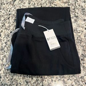 Brand new womens Figs high wasted yola tall large scrub pants